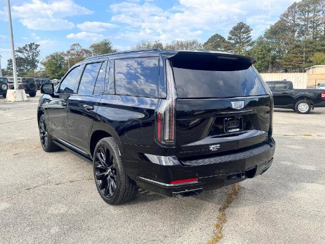 Used 2026 Cadillac Escalade Platinum Sport w/ LPO, ONYX Package AWD/4WD image 5
