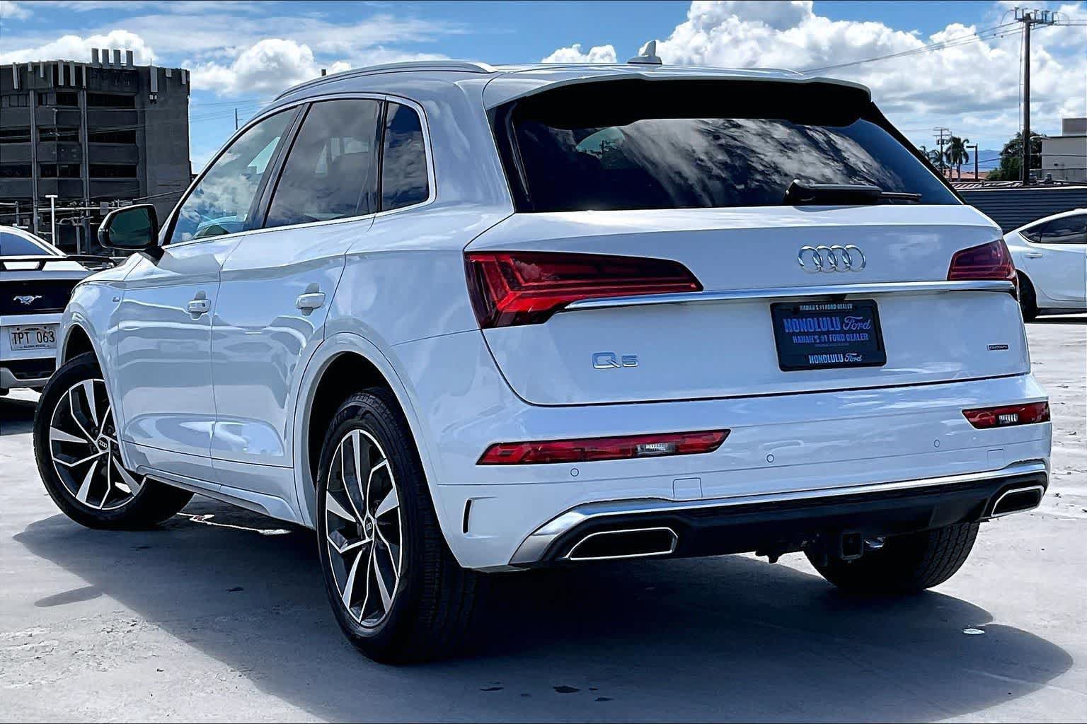 Used 2023 Audi Q5 2.0T Premium Plus w/ Premium Plus Package AWD/4WD image 4