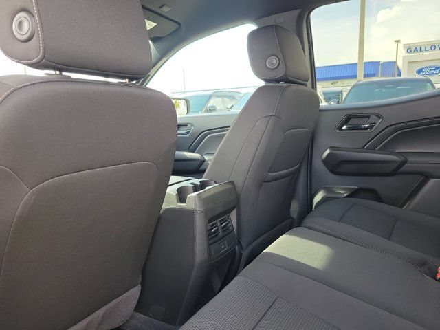 Used 2024 Chevrolet Colorado LT w/ LT Convenience Package RWD image 16