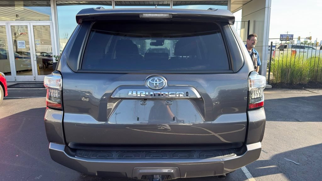 Used 2023 Toyota 4Runner SR5 AWD/4WD image 6