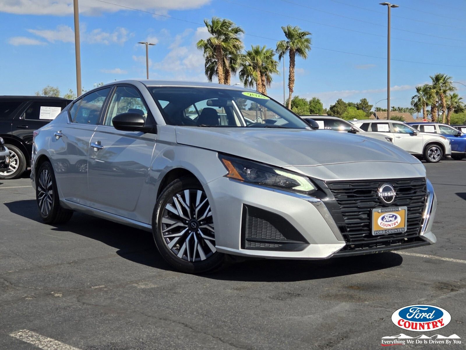 Used 2024 Nissan Altima 2.5 SV FWD image 1
