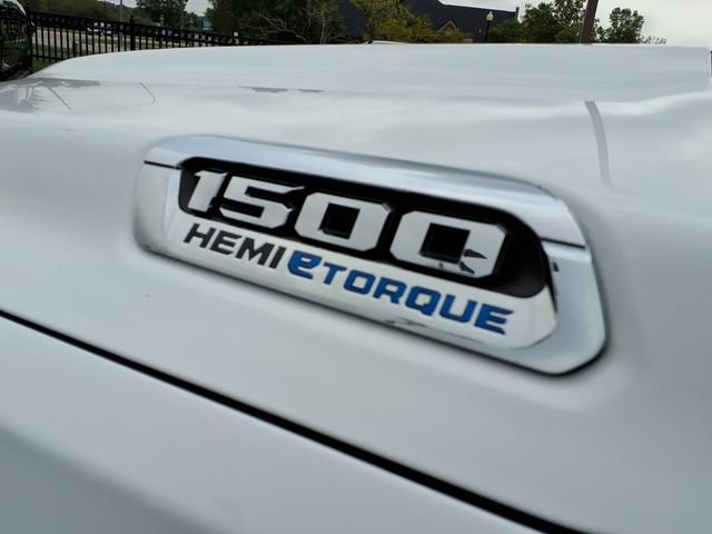 Used 2023 RAM 1500 Laramie AWD/4WD image 12