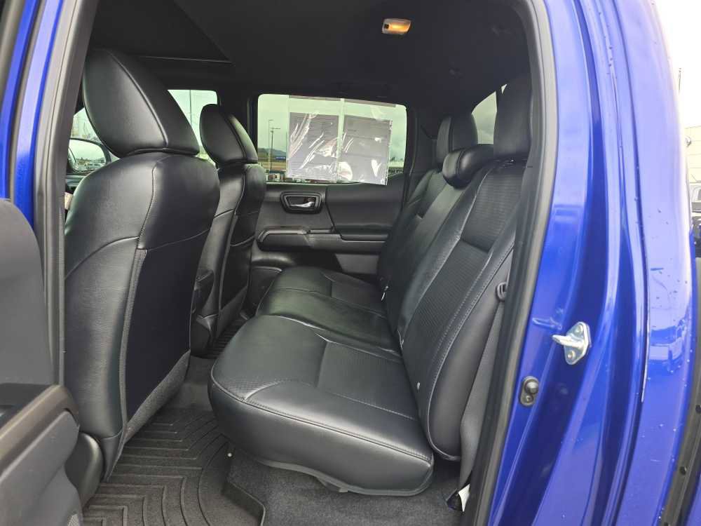 Used 2023 Toyota Tacoma TRD Sport w/ TRD Premium Sport Package image 16