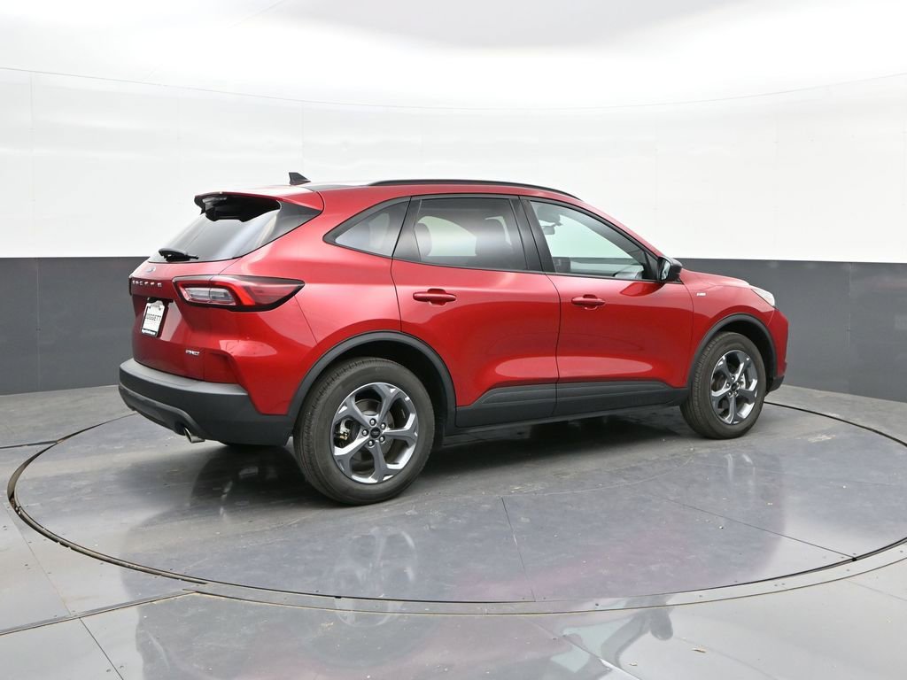 Certified 2025 Ford Escape ST-Line image 15