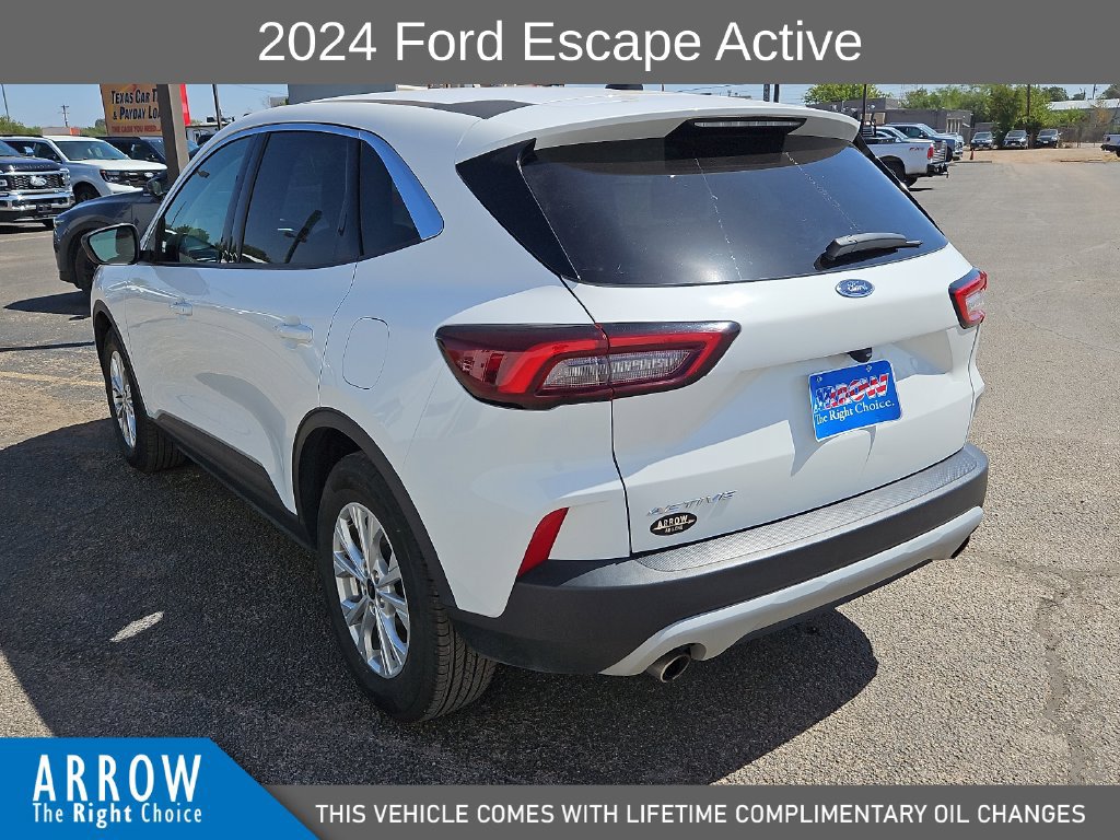 Certified 2024 Ford Escape Active FWD image 9