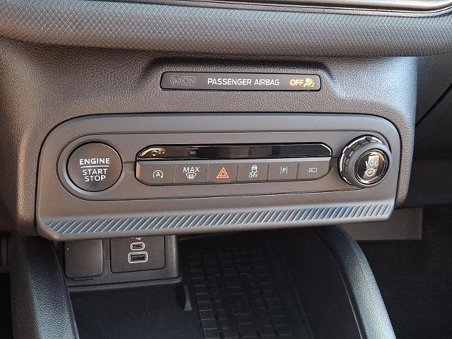 Certified 2025 Ford Bronco Sport Outer Banks w/ Outer Banks Tech Package+ AWD/4WD image 15