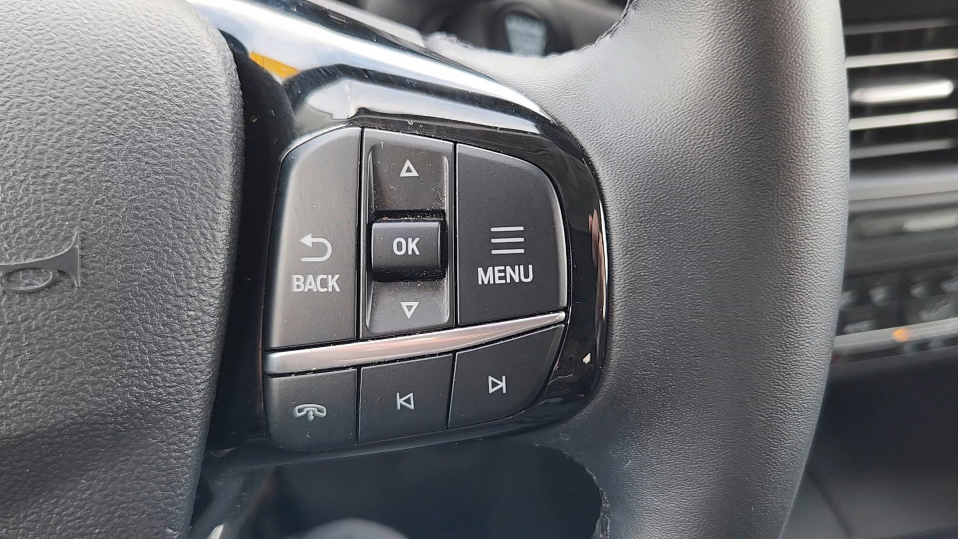 Certified 2024 Ford Escape Active image 13