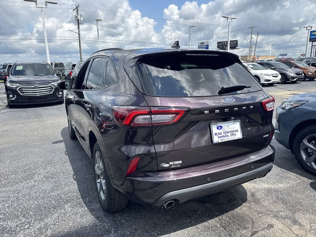 Certified 2023 Ford Escape ST-Line w/ Tech Pack #1 image 3
