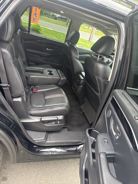Used 2023 Honda Pilot Touring image 19