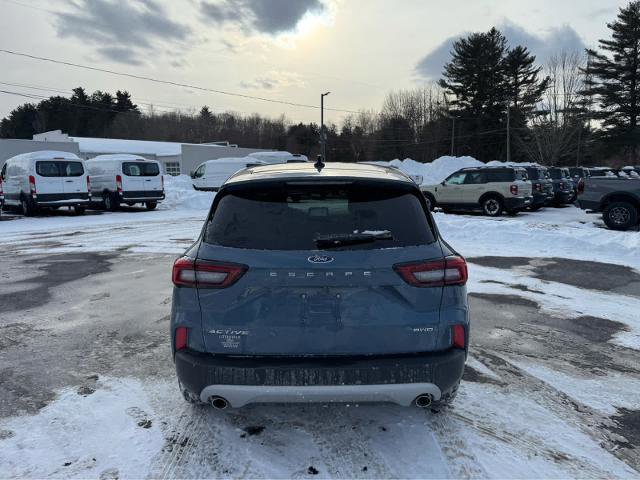 Certified 2025 Ford Escape Active w/ Cold Weather Package image 3