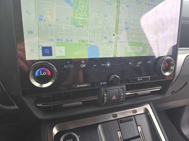Used 2024 Lexus GX 550 w/ Accessory Package (2T) AWD/4WD image 9
