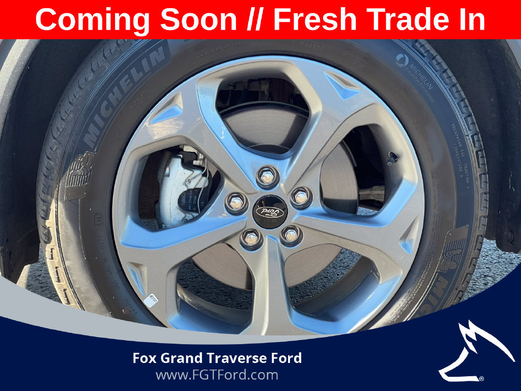 Certified 2025 Ford Escape ST-Line Select AWD/4WD image 6