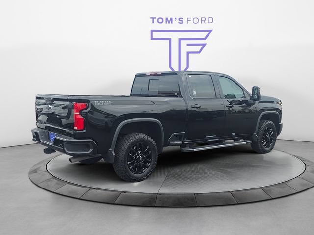 Used 2025 Chevrolet Silverado 2500 LTZ w/ LTZ Plus Package AWD/4WD image 5