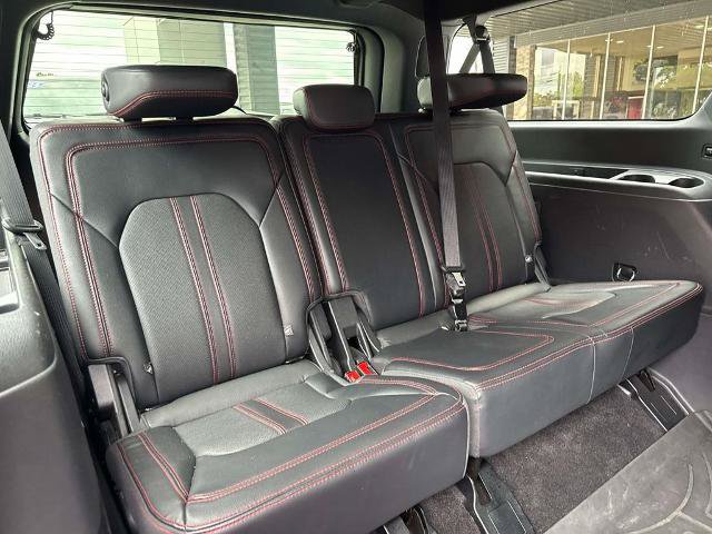 Certified 2022 Ford Expedition Max Limited RWD image 9