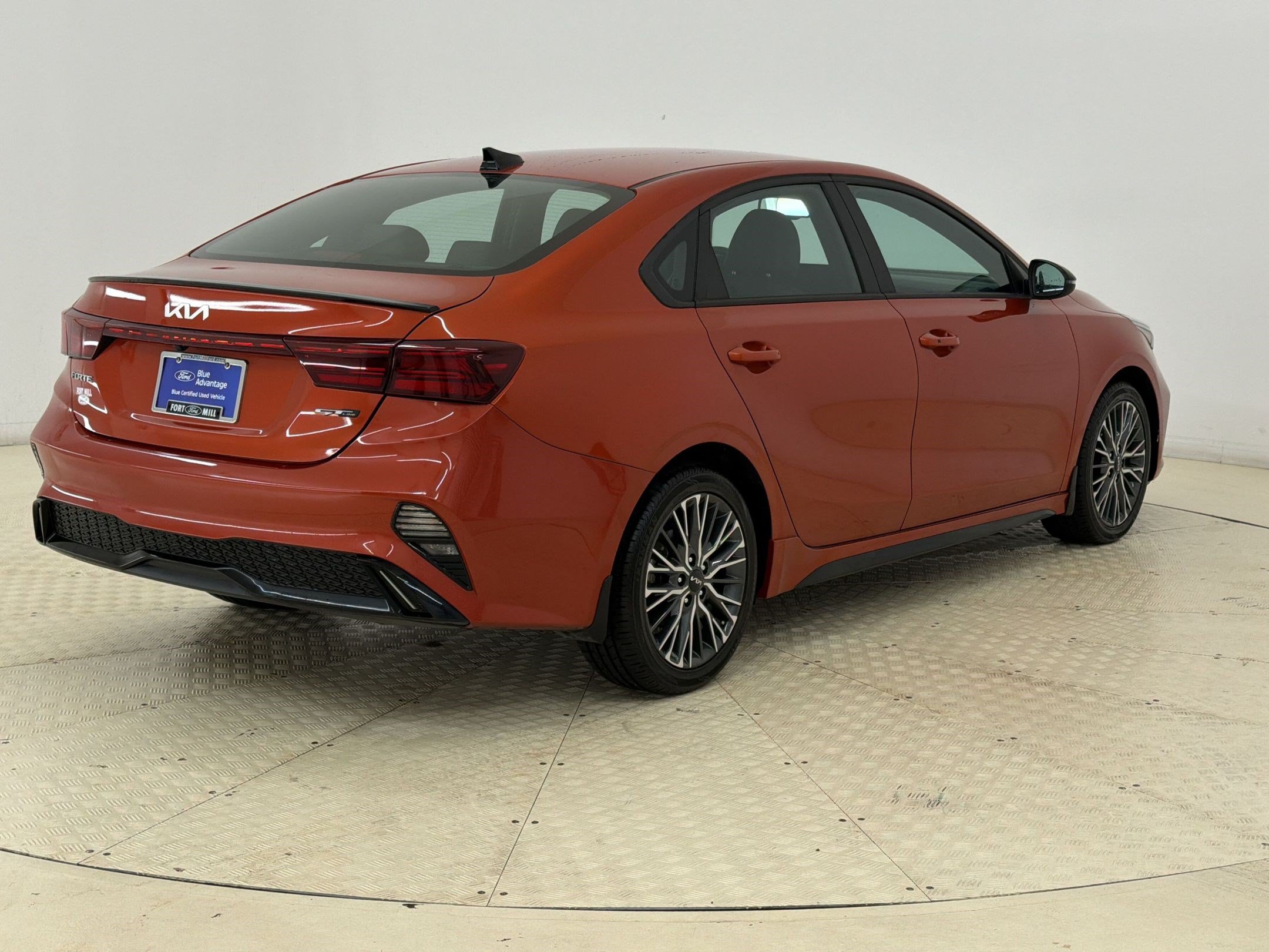Used 2023 Kia Forte GT-Line FWD image 9