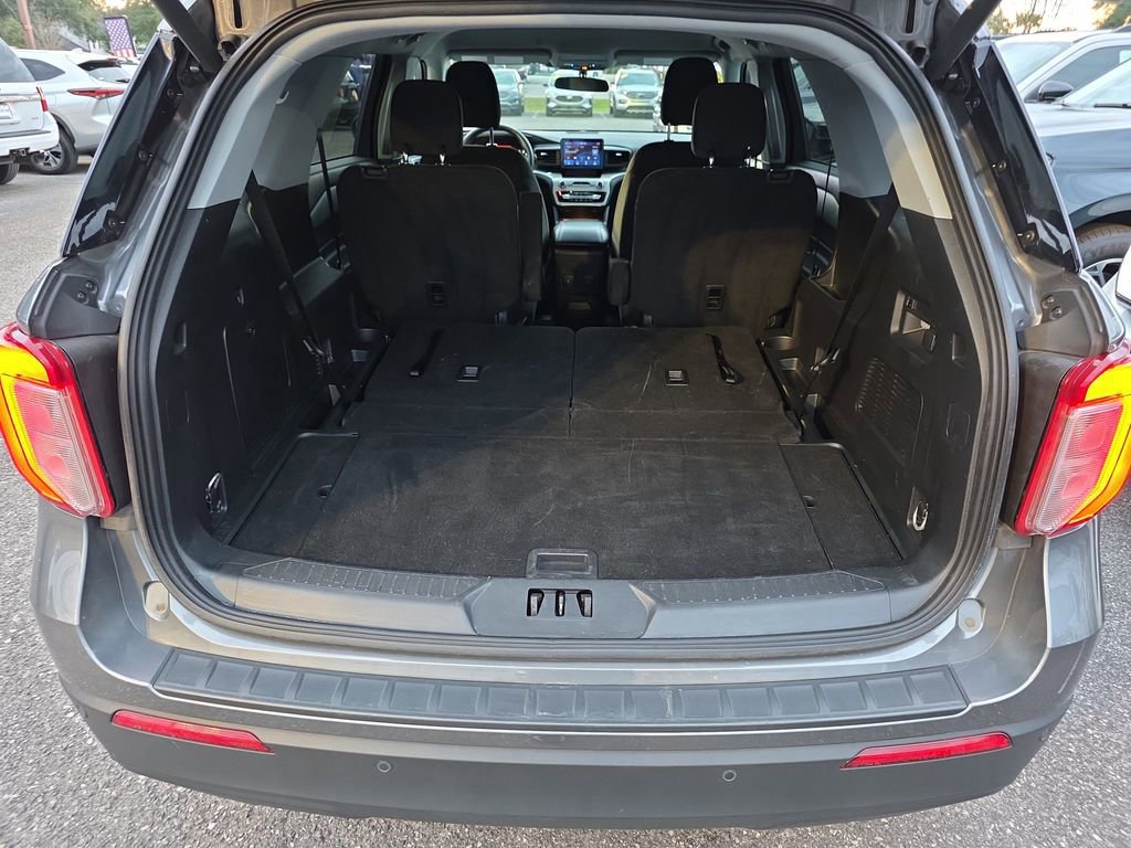 Certified 2024 Ford Explorer XLT image 33