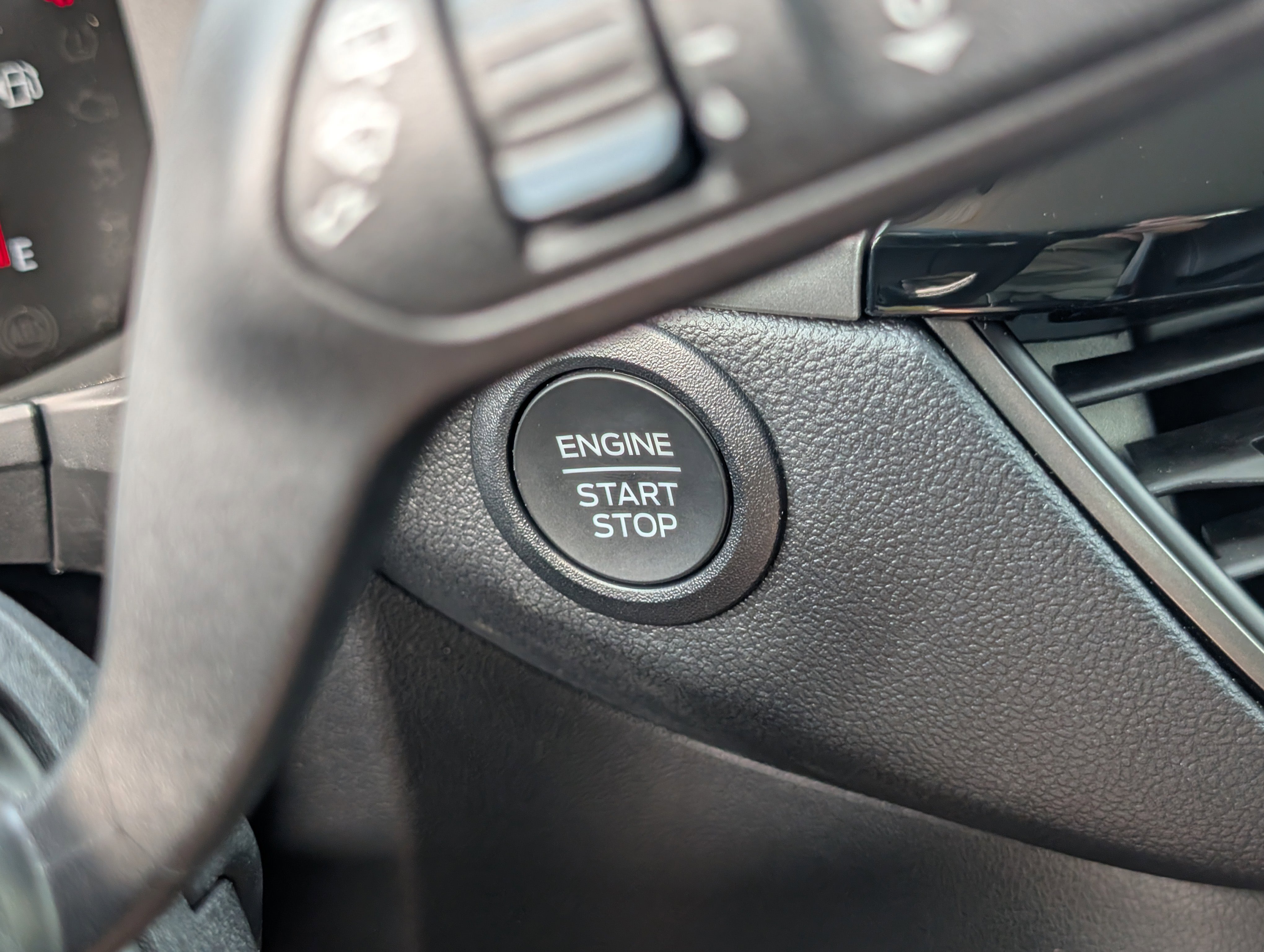 Certified 2024 Ford Escape Active w/ Cold Weather Package FWD image 25