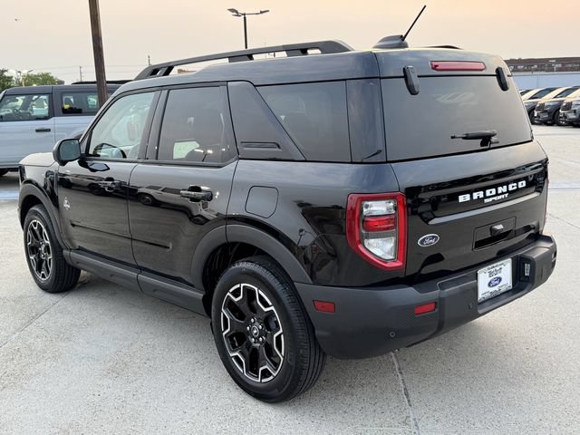 Certified 2025 Ford Bronco Sport Outer Banks w/ Outer Banks Tech Package+ AWD/4WD image 10