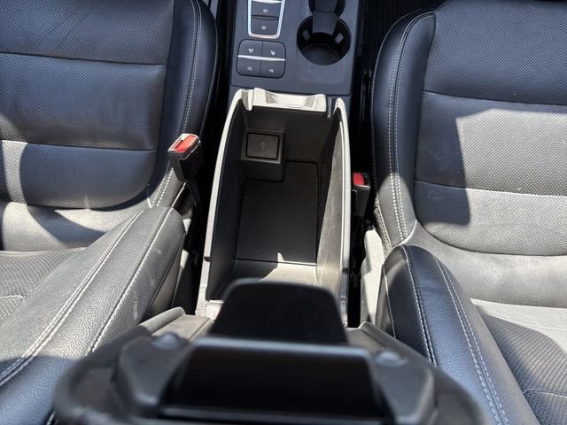 Certified 2020 Ford Escape Titanium image 36