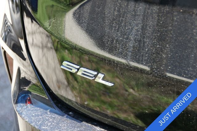 Certified 2022 Ford Edge SEL w/ Convenience Package image 11