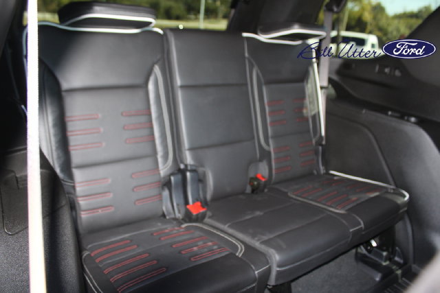 Used 2025 GMC Yukon AT4 Ultimate w/ LPO, Floor Liner Package AWD/4WD image 14