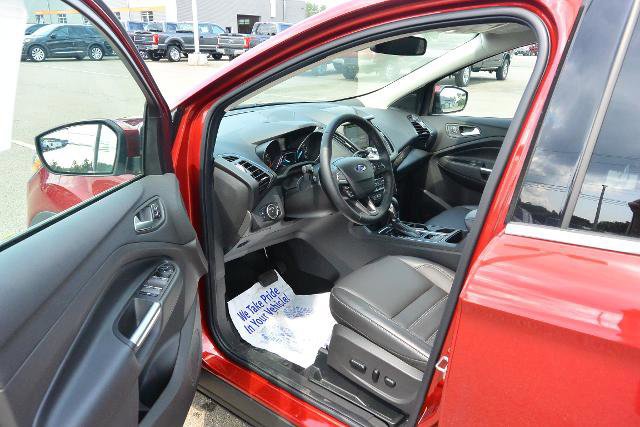 Certified 2019 Ford Escape Titanium AWD/4WD image 12