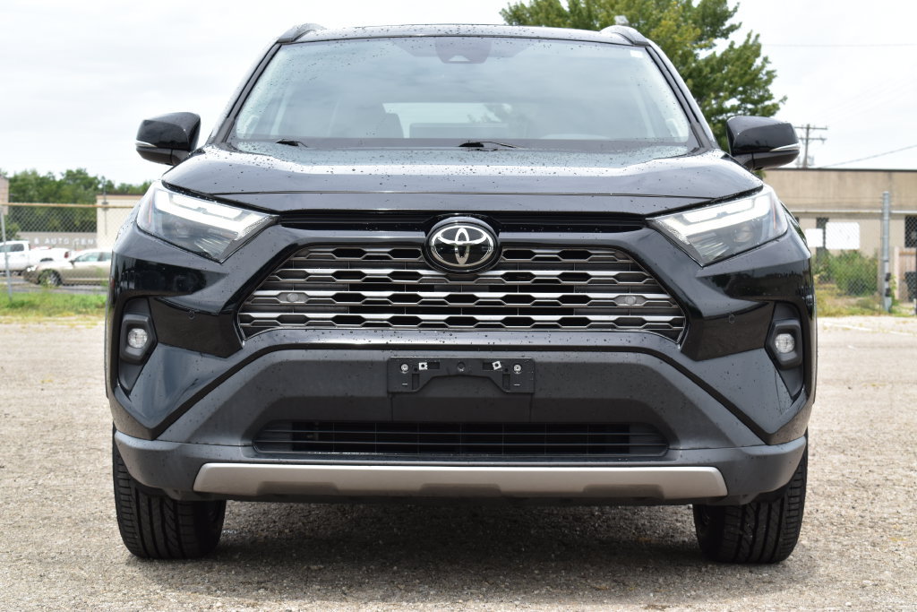 Used 2023 Toyota RAV4 Limited FWD image 2