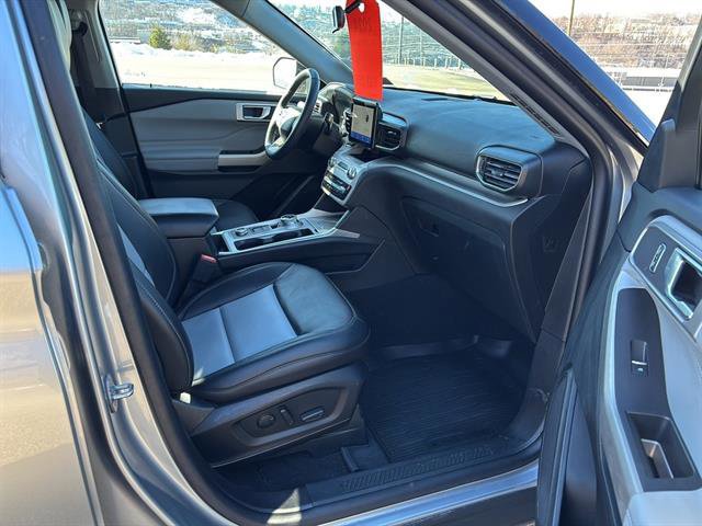 Certified 2024 Ford Explorer XLT w/ Equipment Group 202A image 20