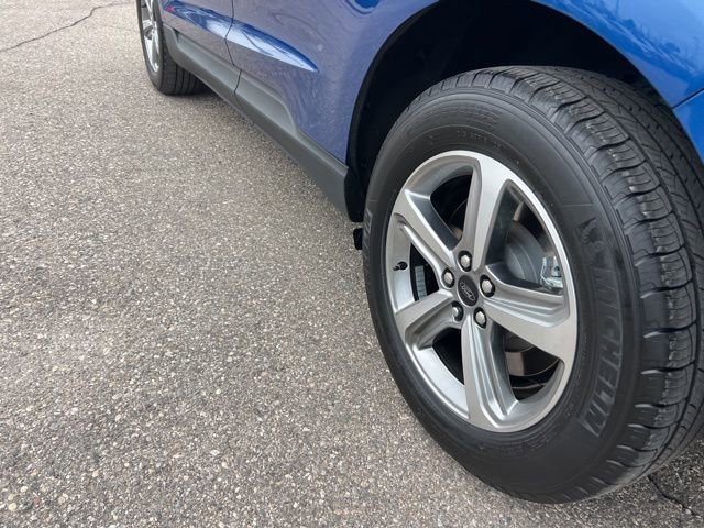 Certified 2024 Ford Edge SEL w/ Convenience Package image 29