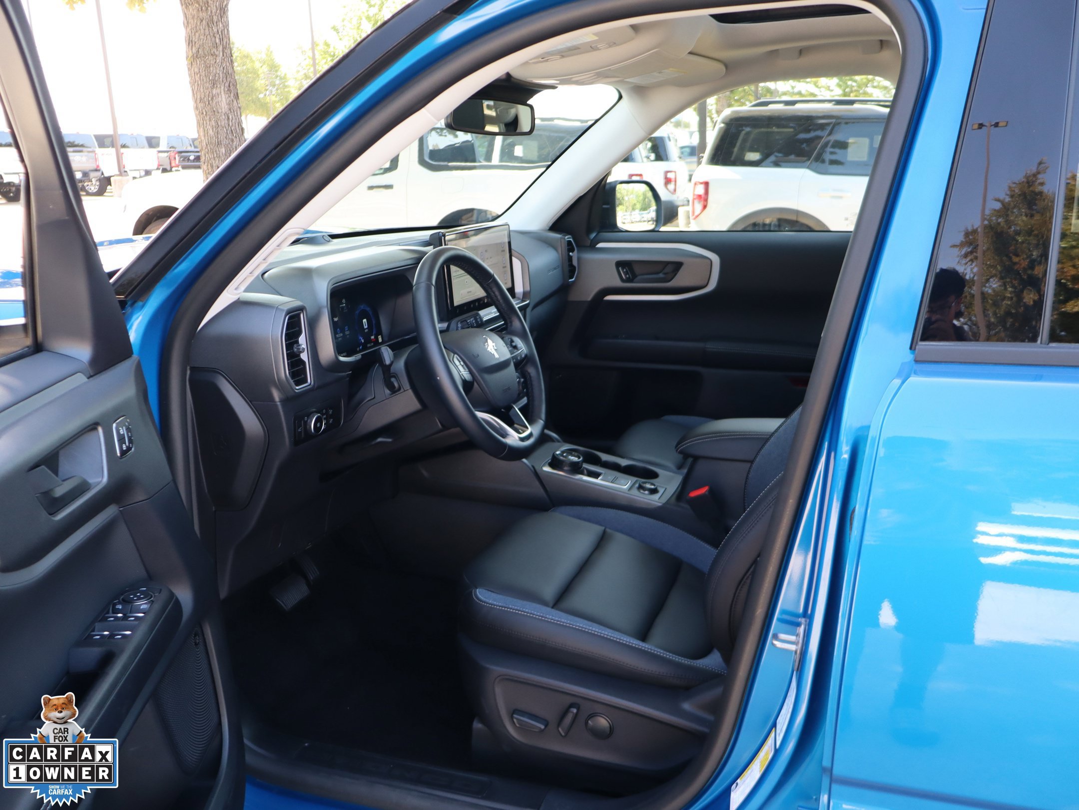 Certified 2025 Ford Bronco Sport Outer Banks w/ Outer Banks Tech Package+ AWD/4WD image 27