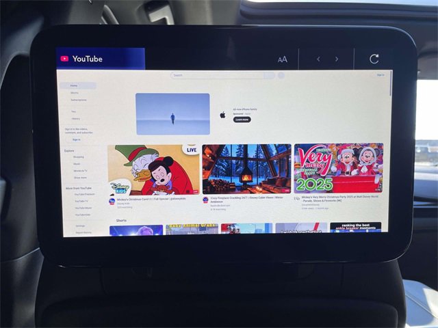 Used 2024 Cadillac Escalade Sport w/ Touring Package image 13