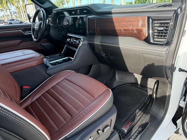 Used 2025 GMC Sierra 2500 Denali Ultimate w/ Max Trailering Package AWD/4WD image 19