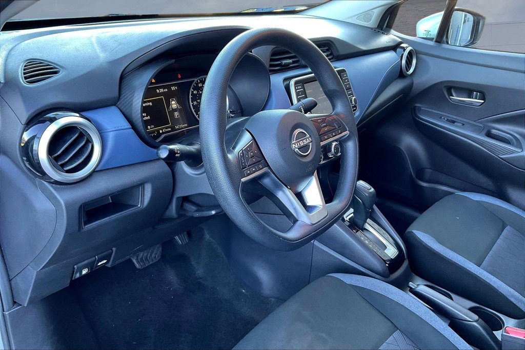 Used 2025 Nissan Versa SV FWD image 17