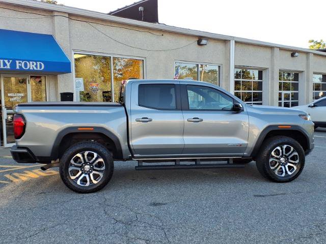 Used 2024 GMC Canyon AT4 AWD/4WD image 8