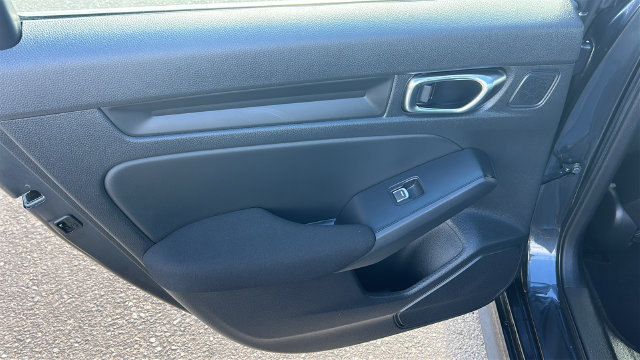 Used 2025 Honda Civic Sport image 14