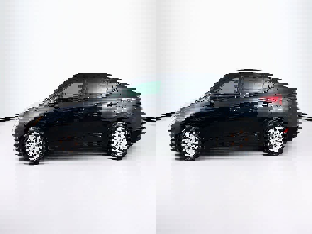 Used 2019 Hyundai Elantra SE image 2