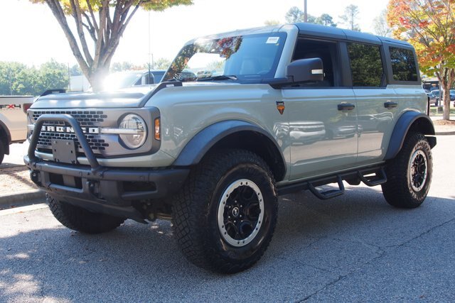 Certified 2022 Ford Bronco Badlands AWD/4WD image 3