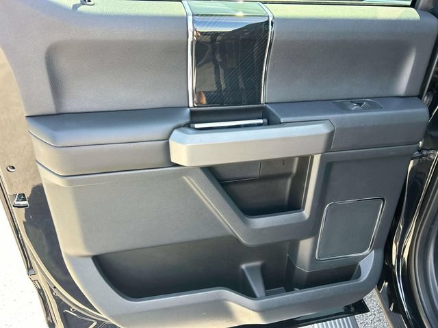 Certified 2022 Ford F350 Platinum w/ FX4 Off-Road Package AWD/4WD image 20