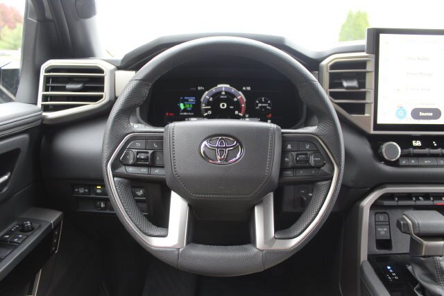 Used 2026 Toyota Tundra Limited AWD/4WD image 6
