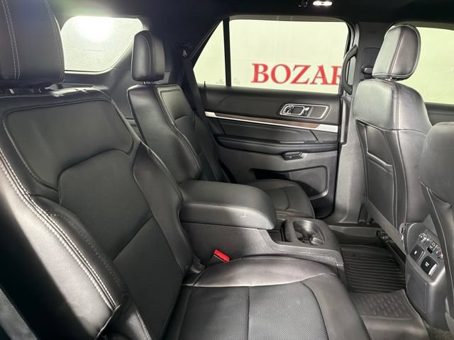 Certified 2018 Ford Explorer Limited w/ Equipment Group 301A FWD image 18