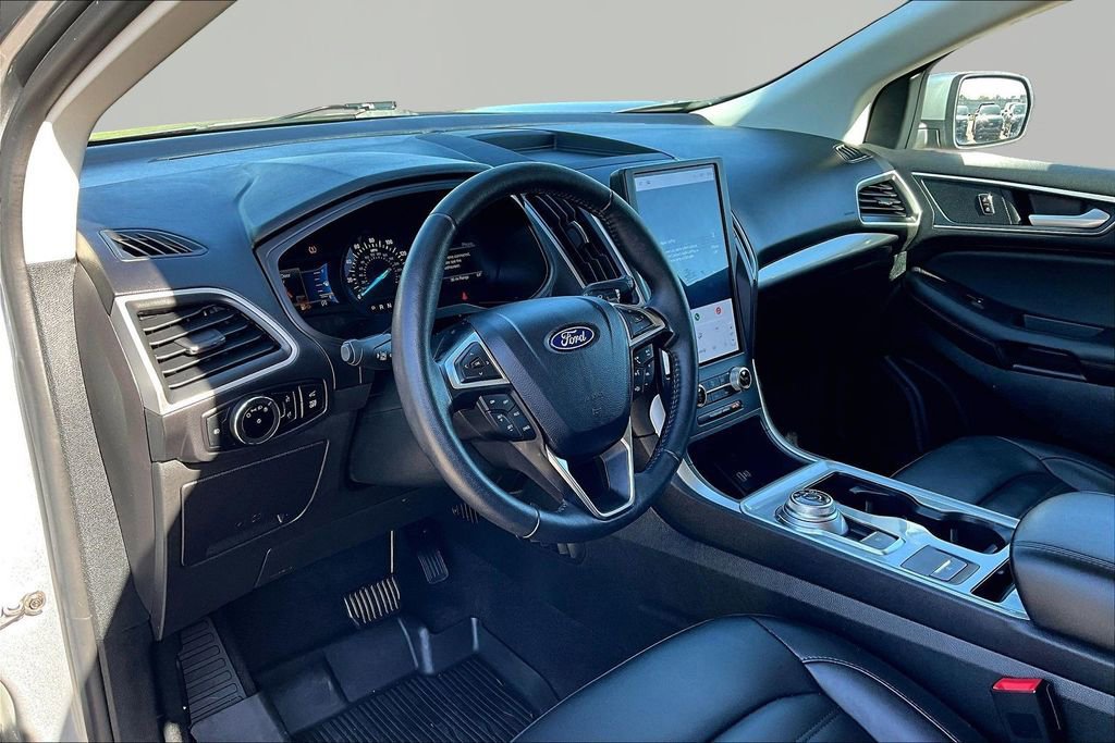Certified 2024 Ford Edge SEL w/ Convenience Package AWD/4WD image 14