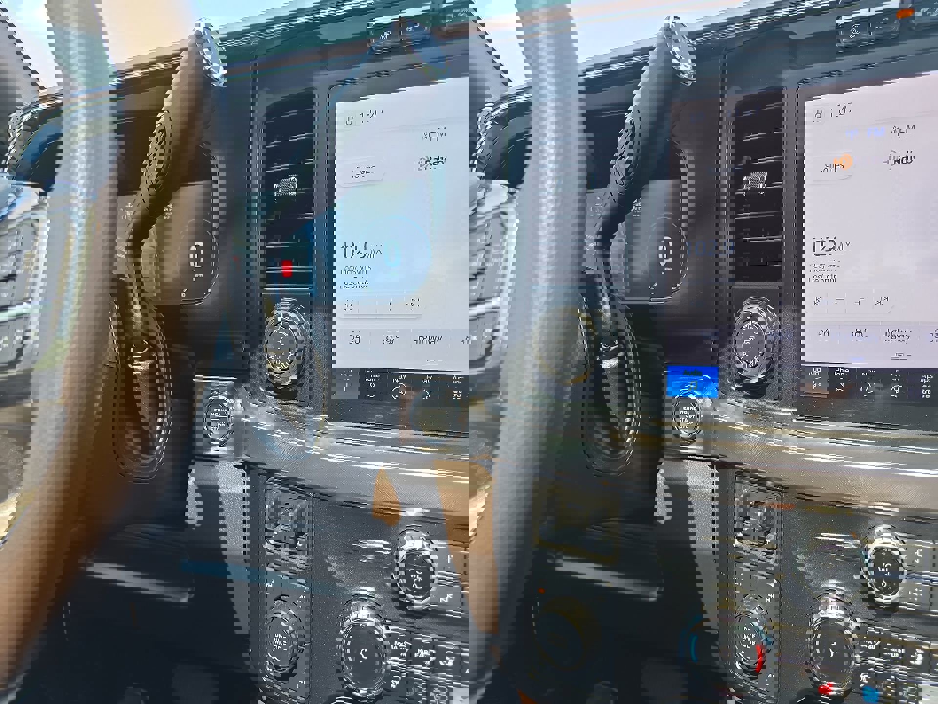 Certified 2024 Ford F350 King Ranch w/ FX4 Off-Road Package image 20