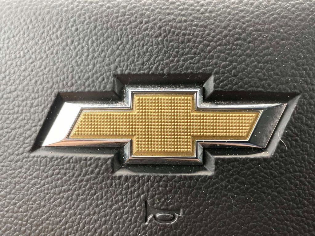 Used 2023 Chevrolet Tahoe LT w/ LT Signature Package image 29