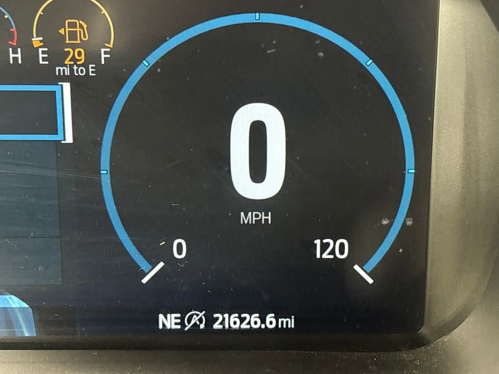 Certified 2023 Ford F150 Lariat w/ Equipment Group 502A High image 22