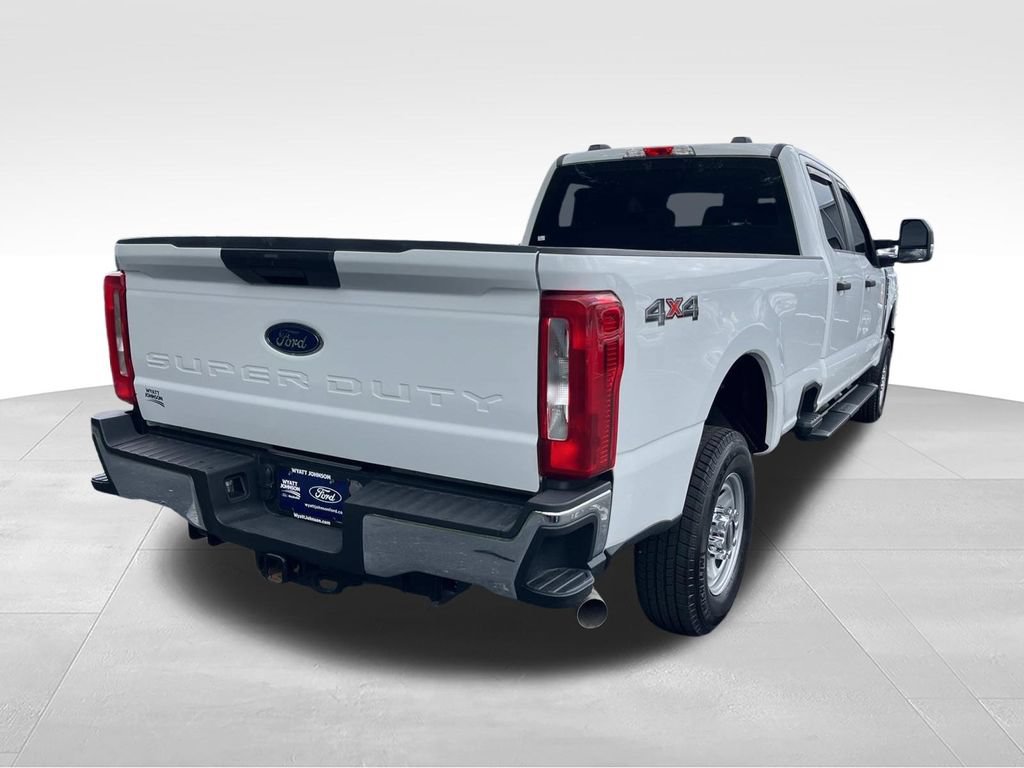 Certified 2024 Ford F250 XL w/ XL Chrome Package AWD/4WD image 3