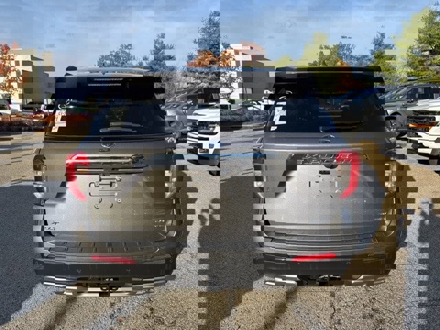 Certified 2023 Ford Explorer XLT w/ Equipment Group 202A image 4