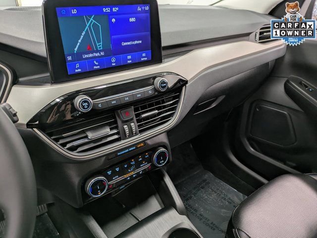 Certified 2022 Ford Escape SEL w/ Technology Package image 11