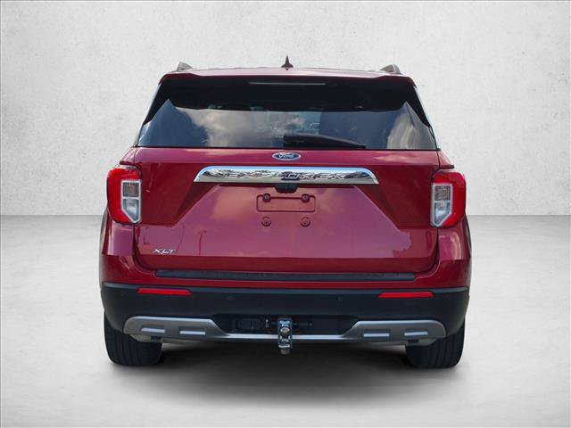 Certified 2021 Ford Explorer XLT w/ Equipment Group 202A RWD image 6