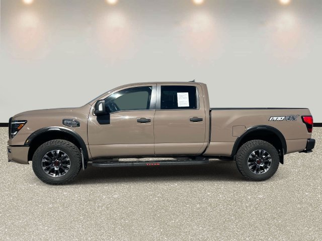 Used 2023 Nissan Titan PRO-4X w/ Pro-4x Convenience Package AWD/4WD image 8