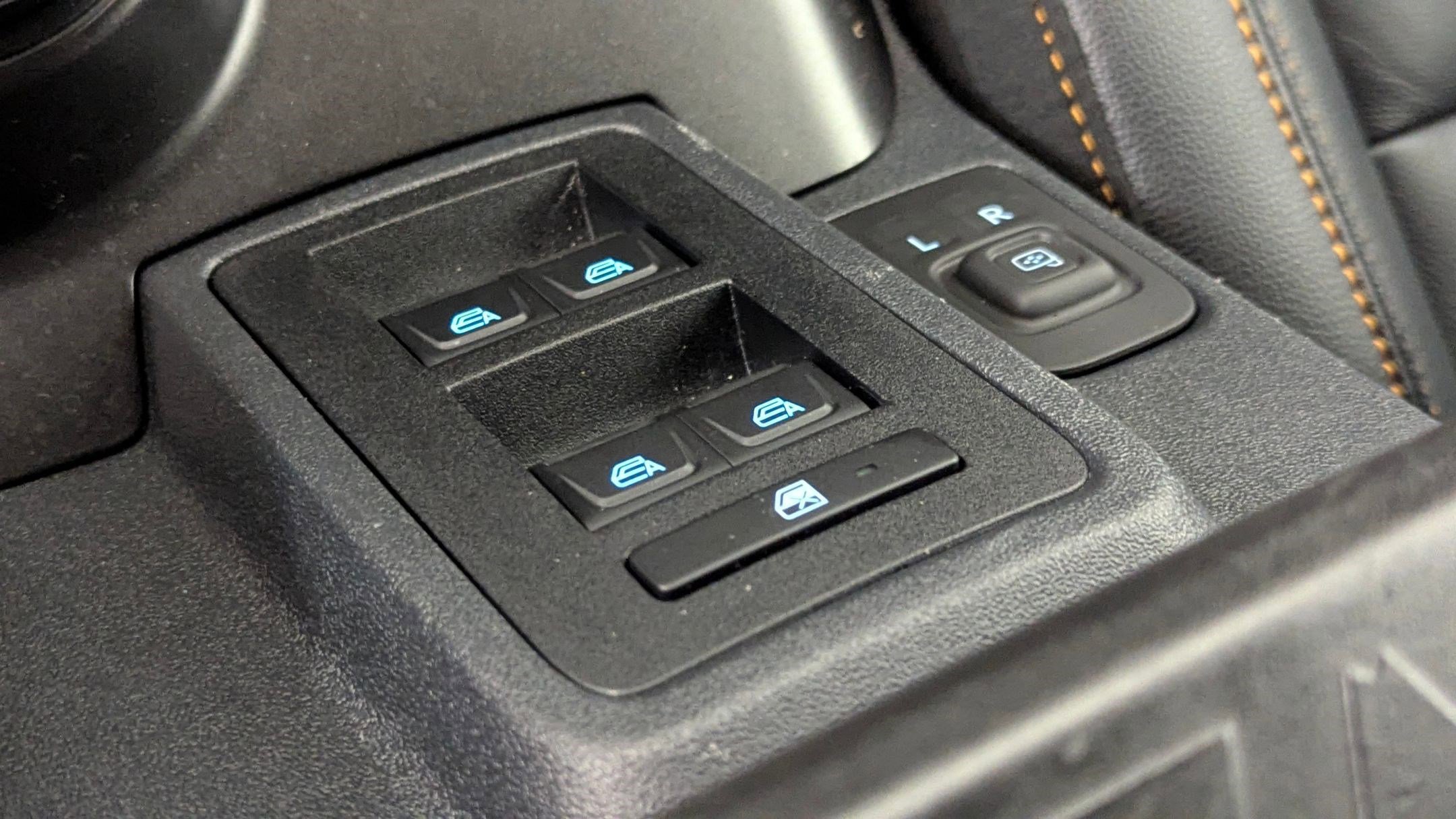 Certified 2023 Ford Bronco Badlands w/ Sasquatch Package image 28